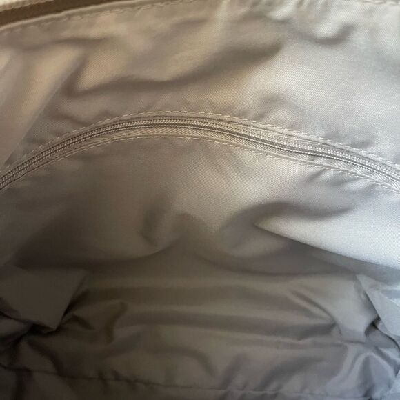 Baggallini Light brown nylon detachable crossbody bag with silver tone hardwares - Picture 5 of 13